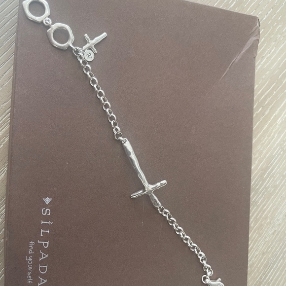 Silpada cross Silver Bracelet. 8 inch adjustable - Picture 2 of 4